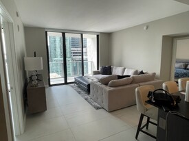 1010 Brickell Ave, Unit 1604 in Miami, FL - Building Photo
