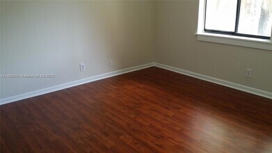 192 Wimbledon Lakes Dr in Plantation, FL - Building Photo - Building Photo