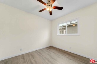 1712 N Hollywood Way in Burbank, CA - Building Photo - Building Photo