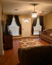 811 Hardwood Way in Vidalia, GA - Building Photo - Building Photo