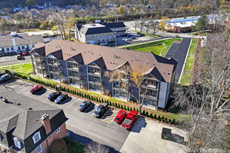 319 S Glendale Ave in Barrington, IL - Building Photo - Building Photo