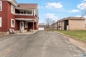 105 Howe Ave in Shelton, CT - Building Photo - Building Photo