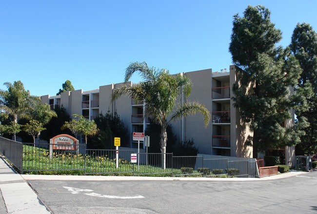 Buena Vida Apartments in Ventura, CA - Foto de edificio - Building Photo