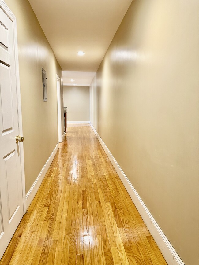 328 St Paul St in Brookline, MA - Building Photo - Building Photo