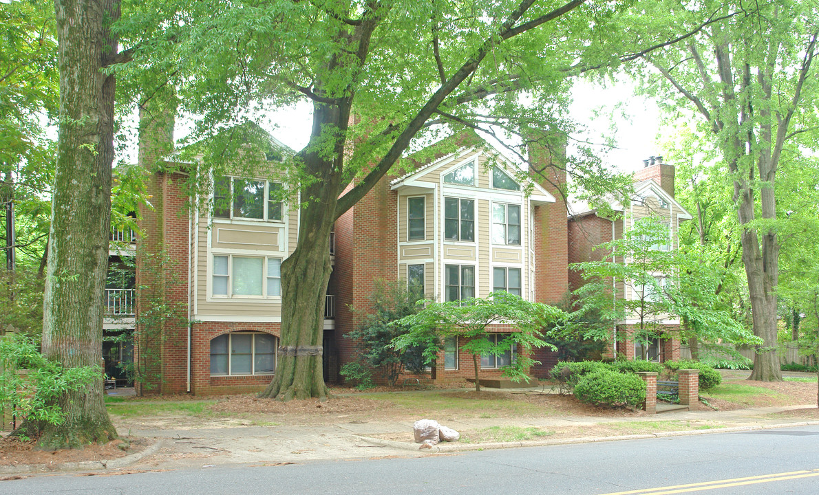 1215 Euclid Ave in Charlotte, NC - Building Photo