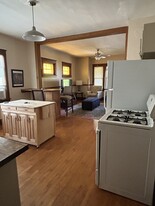 3823 E Allerton Ave, Unit Lower Apartamentos