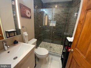 1837 16th St NW in Washington, DC - Building Photo - Building Photo