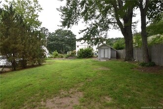 51-53 Mountain St, Unit # 53 in Ellington, CT - Building Photo - Building Photo