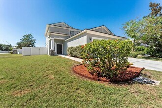 10238 Perthshire Cir in Land O Lakes, FL - Building Photo - Building Photo