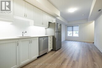 58 Elizabeth St S in Richmond Hill, ON - Building Photo - Building Photo