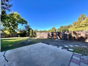 905 Parkview Dr in Pflugerville, TX - Building Photo - Building Photo