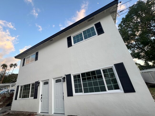 property at 2513 Hermosa Ave