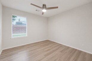 17402 Hamilwood Dr in Houston, TX - Building Photo