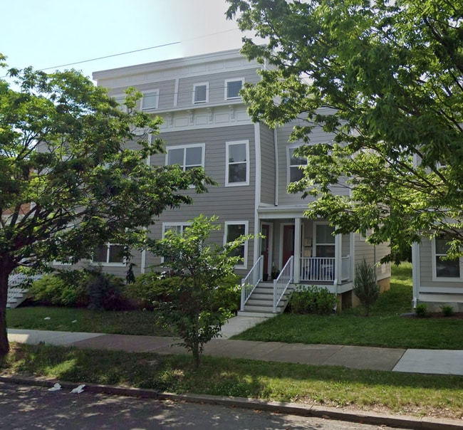 property at 1422 Porter St