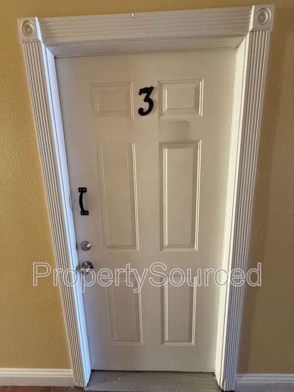 property at 139 W Yosemite Ave