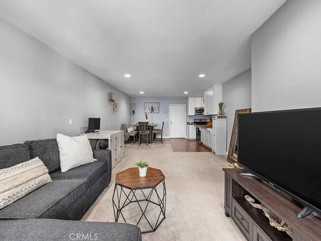 7765 W 91st St in Los Angeles, CA - Building Photo - Building Photo