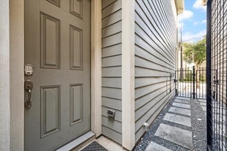 5118 Larkin St in Houston, TX - Foto de edificio - Building Photo
