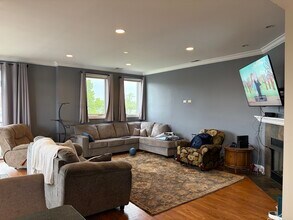 3465 S Lituanica Ave in Chicago, IL - Building Photo - Building Photo