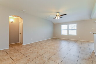 9723 Checota Dr in Dallas, TX - Building Photo - Building Photo
