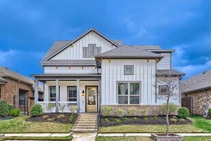 1411 Huntsman Ridge Ln in Arlington, TX - Building Photo