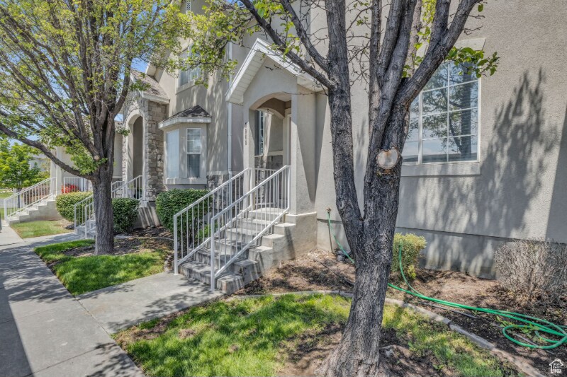 3968 N Davencourt Loop in Lehi, UT - Building Photo