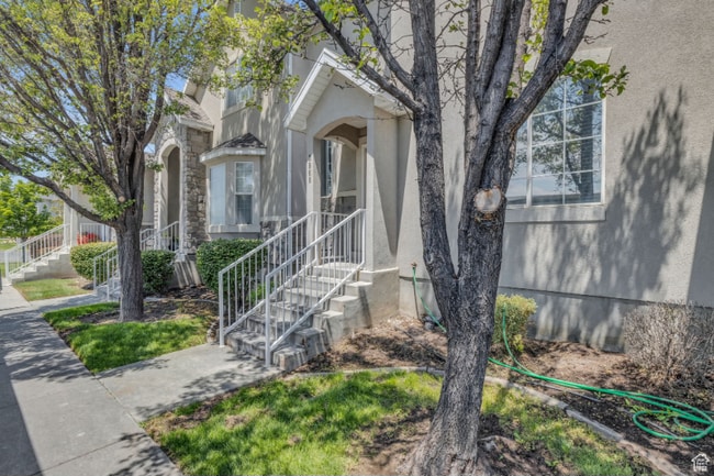 property at 3968 N Davencourt Loop