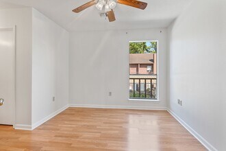 956 Ridgepoint Ct in Baton Rouge, LA - Building Photo - Building Photo