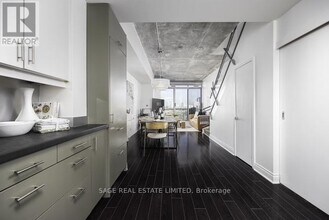 388 Richmond St W in Toronto, ON - Building Photo - Building Photo