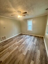 4015 Parthenia Ave in Louisville, KY - Building Photo - Building Photo