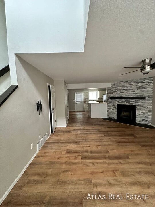 834 London Green Way in Colorado Springs, CO - Building Photo