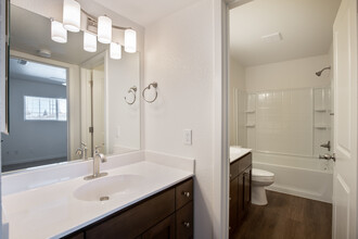 Briarwood Apartments in Turlock, CA - Building Photo - Interior Photo