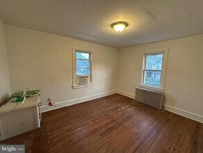 211 Newton Ave in Oaklyn, NJ - Building Photo - Building Photo