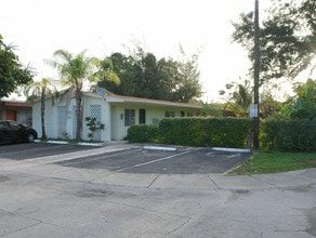 780 NE 122nd St in Miami, FL - Building Photo - Building Photo