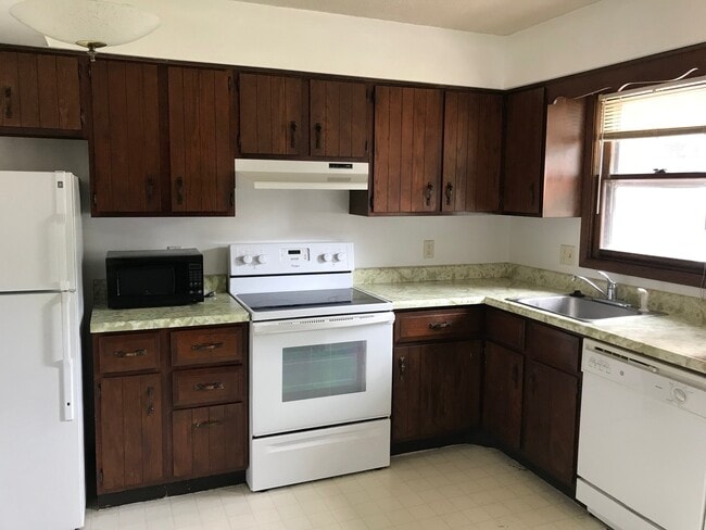 property at 406 Westgate St