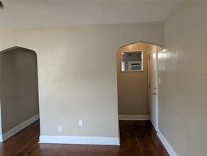 520 11th Ave N in St. Petersburg, FL - Building Photo - Building Photo