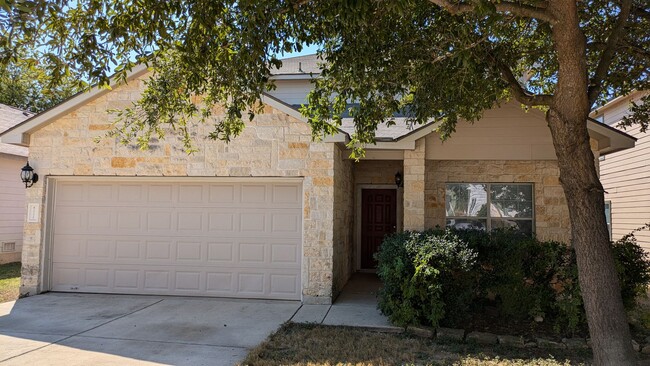 9526 Nueces Canyon in San Antonio, TX - Foto de edificio - Building Photo