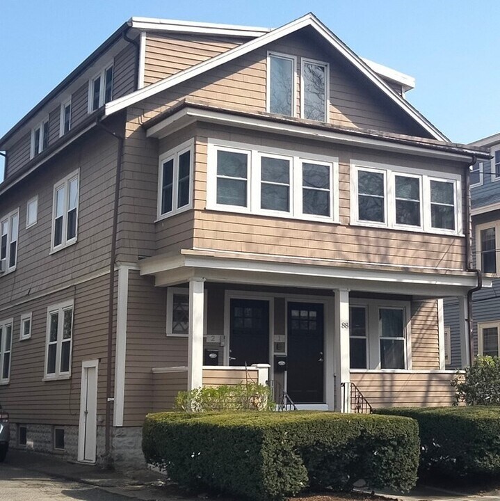 88 Alpine St-Unit -1 in Cambridge, MA - Building Photo