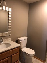 2810 Windhurst Dr in Oshkosh, WI - Building Photo - Building Photo