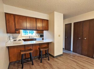 9504 Glacier Hwy in Juneau, AK - Building Photo - Building Photo