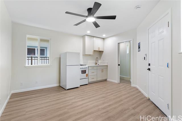 1861 Kapiolani Blvd in Honolulu, HI - Building Photo - Building Photo