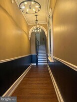 1602 Spruce St in Philadelphia, PA - Building Photo