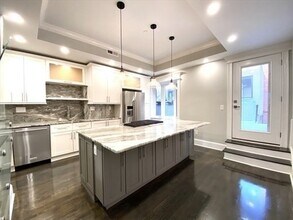 209 Green St in Cambridge, MA - Building Photo - Building Photo