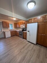 230 9th Ave N in Hopkins, MN - Building Photo - Building Photo