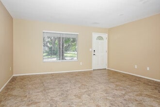 4785 Payne St in North Port, FL - Building Photo - Building Photo