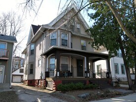 1037 Jenifer St, Unit #1 in Madison, WI - Building Photo