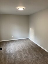 12031 Jerries Ln in Florissant, MO - Building Photo - Building Photo