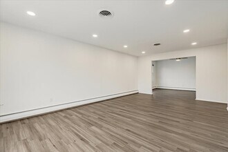 35 Field Rd in Maplewood, NJ - Foto de edificio - Building Photo