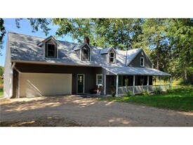 543 Homestead Trail in Somerset, WI - Building Photo