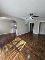 Flats at West End in Muncie, IN - Building Photo