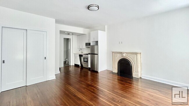 EAST 65 STREET in New York, NY - Building Photo - Building Photo